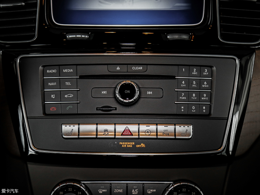 2018YGLE GLE 400 4MATIC ذ