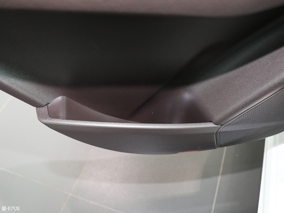 2018YGLE GLE 320 4MATIC (dng)ذ