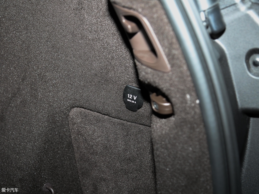 2018YGLE GLE 320 4MATIC Aذ