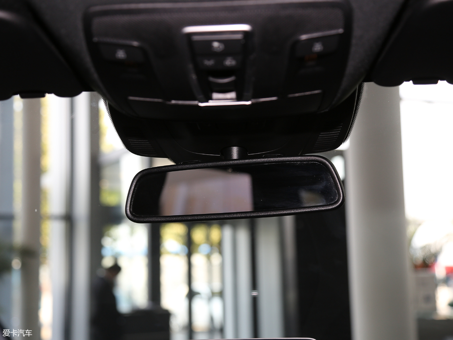 2018YGLE GLE 320 4MATIC Aذ