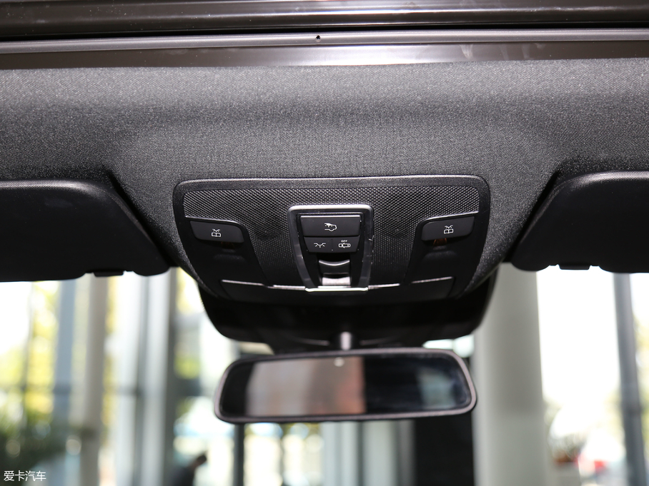 2018YGLE GLE 320 4MATIC Aذ