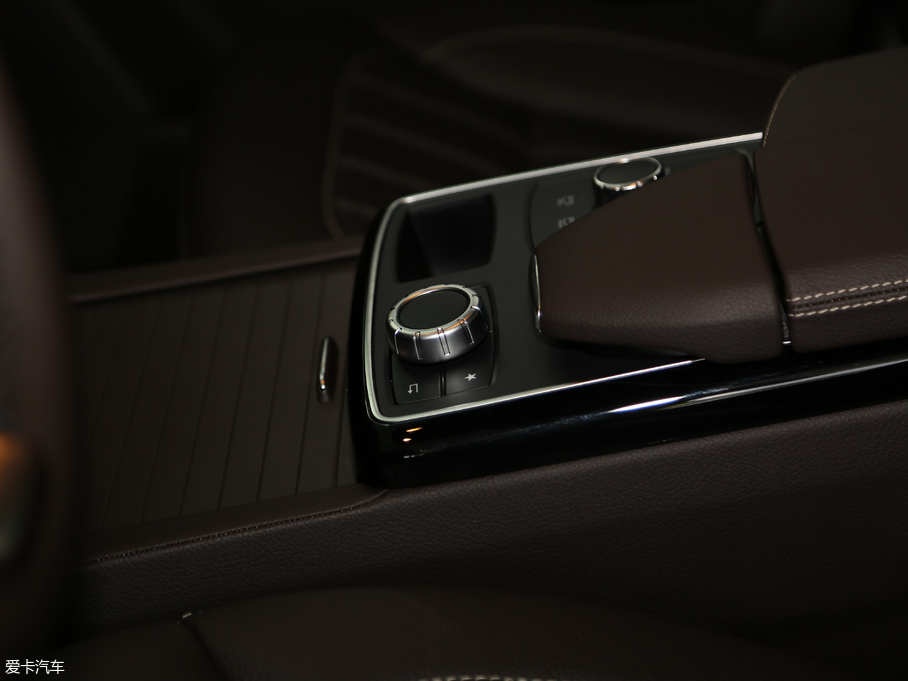 2018YGLE GLE 320 4MATIC Aذ