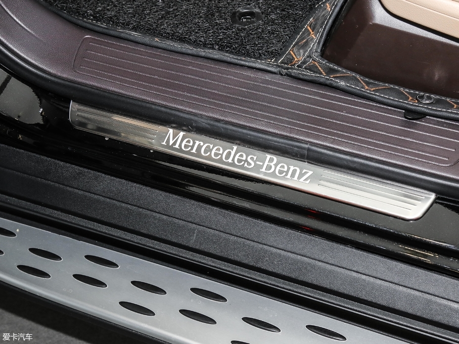 2018YGLE GLE 400 4MATIC ذ