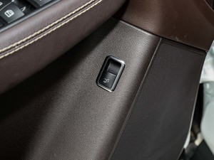 2018GLE 320 4MATIC Aذ g