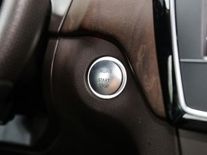 2018GLE 320 4MATIC Aذ п؅^(q)