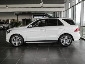 2018款GLE 400 4MATIC 臻藏版 正侧（左）
