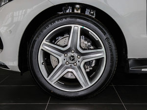 2018GLE 400 4MATIC ذ ݆Ȧ