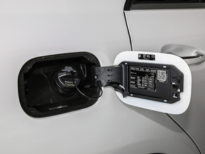 2018GLE 400 4MATIC ذ w