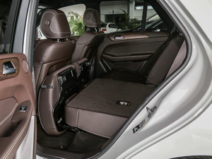 2018GLE 400 4MATIC ذ ηŵ