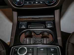 2018GLE 400 4MATIC ذ g