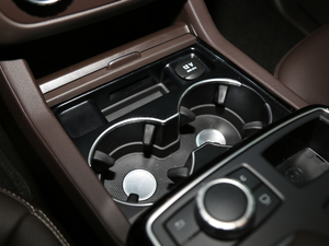 2018款GLE 320 4MATIC 豪华型臻藏版 空间座椅