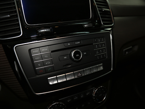 2018GLE 320 4MATIC Aذ п؅^