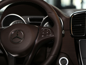 2018GLE 320 4MATIC Aذ п؅^