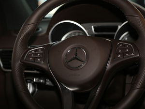 2018GLE 320 4MATIC Aذ п؅^