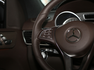 2018GLE 320 4MATIC Aذ п؅^