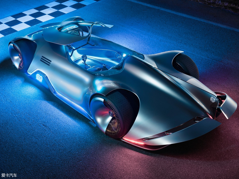 2019��EQ Silver Arrow Concept