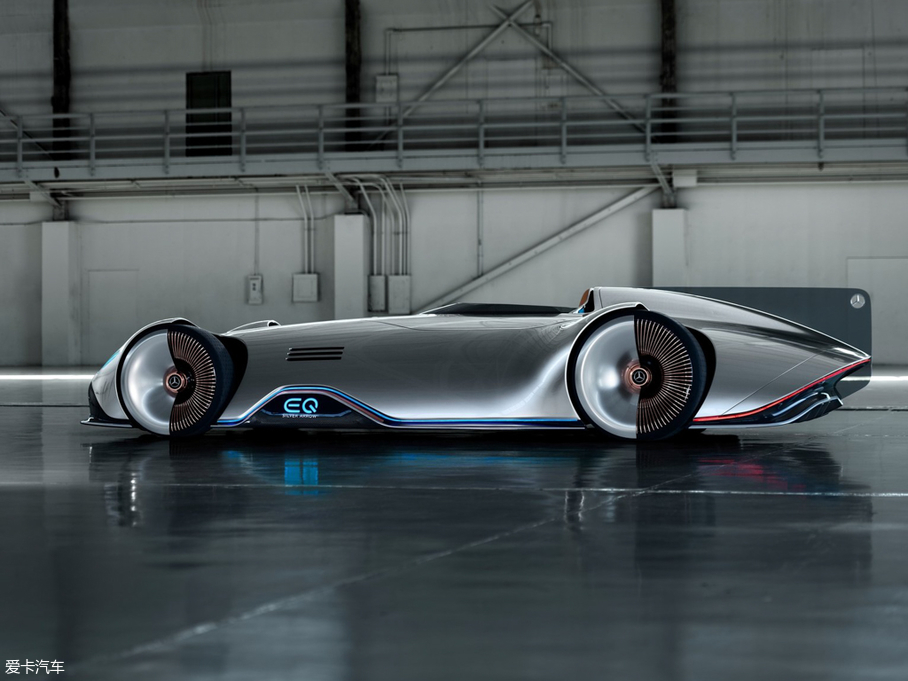 2019��EQ Silver Arrow Concept