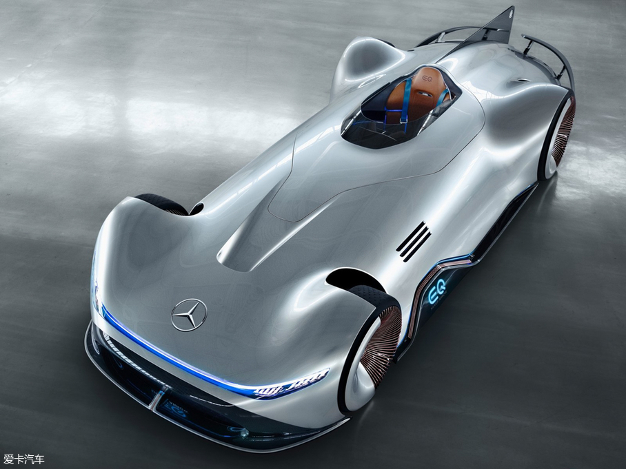 2019��EQ Silver Arrow Concept