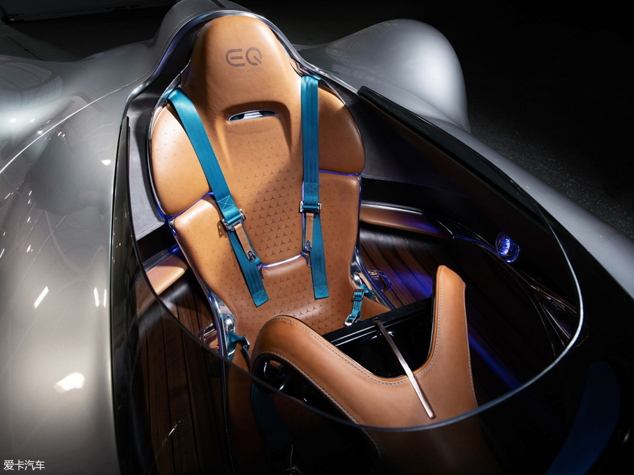 2019��EQ Silver Arrow Concept