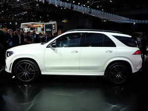 2020GLE 450 4MATIC r w^