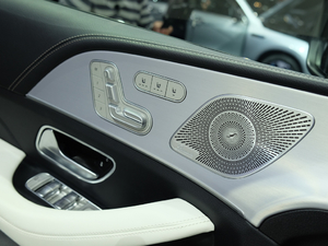 2020GLE 450 4MATIC r g