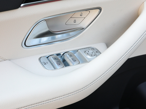 2020款GLE 350 4MATIC 豪华型 主驾车窗控制区	