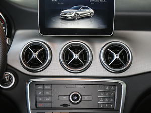 2019CLA 200 Ӹ п؅^(q)