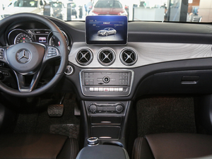 2019CLA 200 Ӹ п؅^(q)