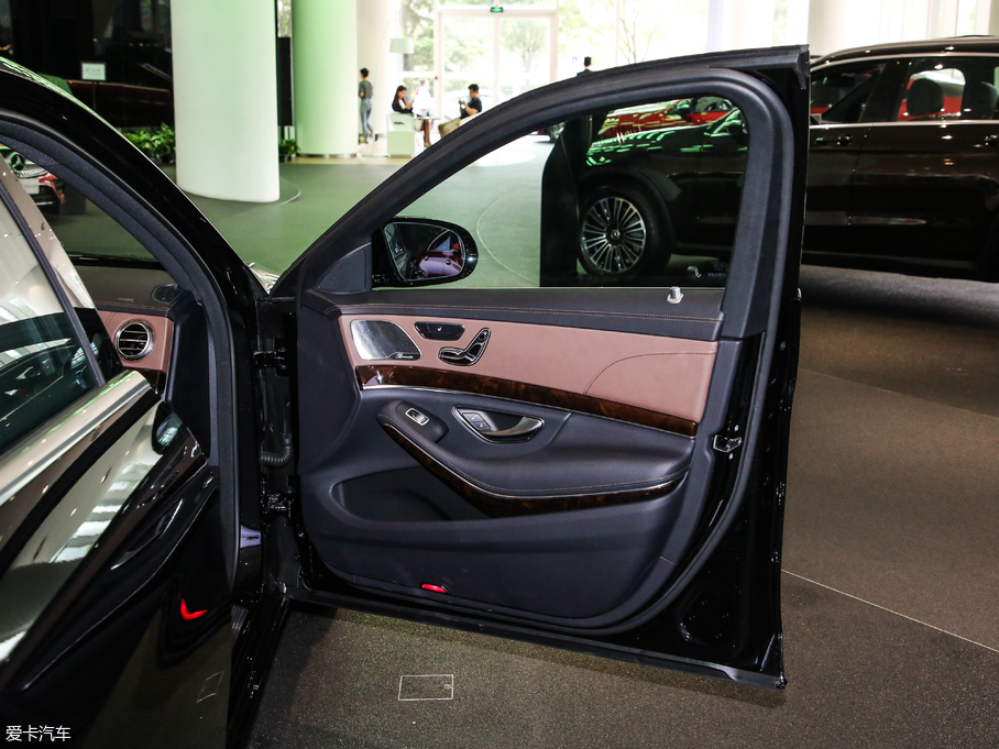 2019��YS�� S 350 L ���A��