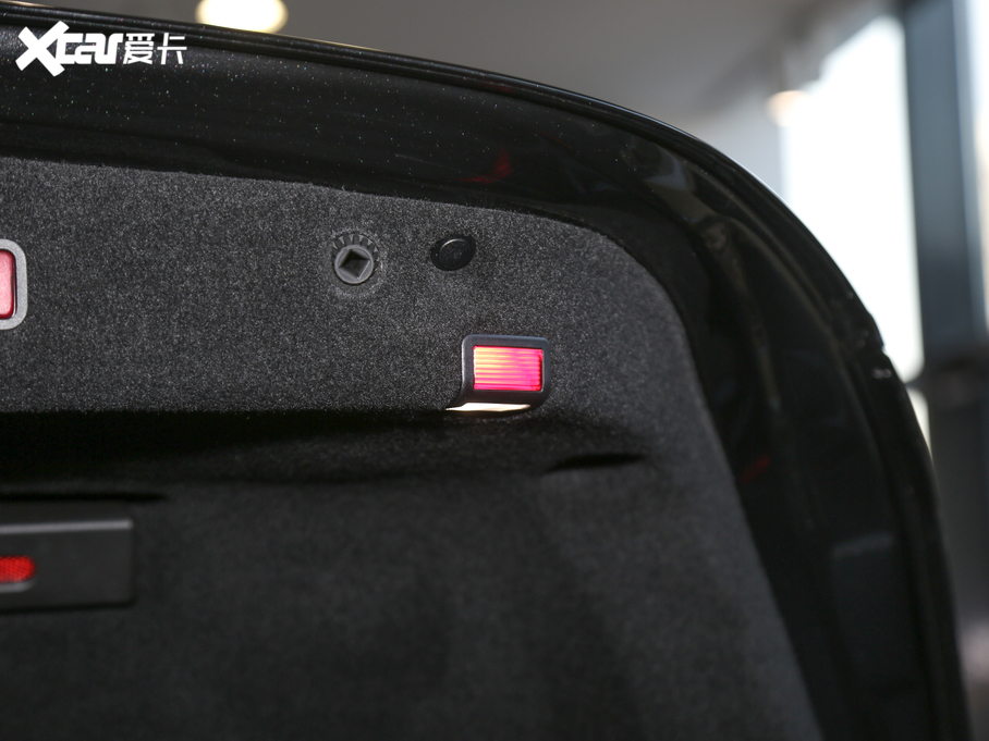 2019��YS�� ��ذ� S 320 L