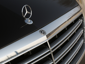 2019S 320 L (x)(ji)^