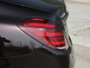 2019S 320 L (x)(ji)^