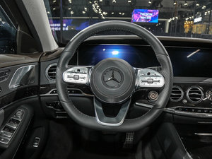 2019款臻藏版 S 500 L 4MATIC 方向盘