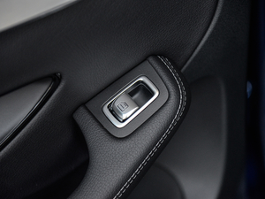 2019GLC 200 4MATIC ISUV g