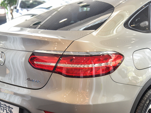 2019Ŀ GLC 200 4MATIC ISUV ^