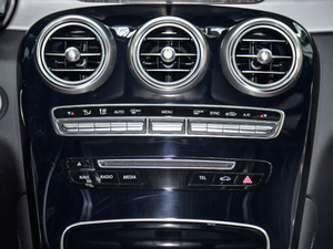 2019Ŀ GLC 200 4MATIC ISUV {(dio){(dio)(ji)