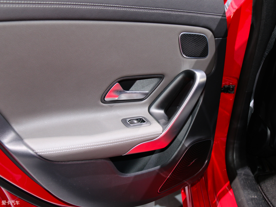 2019��YCLA�C��܇ ������