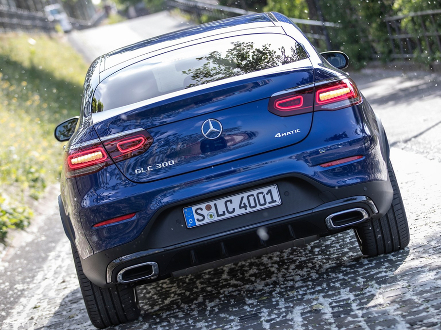 2020YGLCCoupe(M) GLC 300 4MATIC ISUV