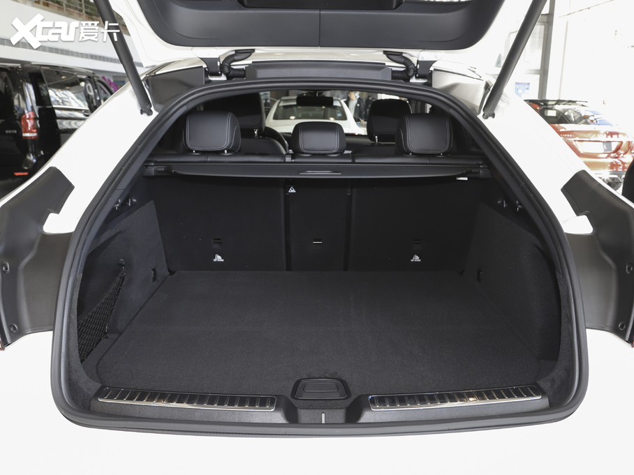 2020YGLCCoupe(M) GLC 260 4MATIC ISUV