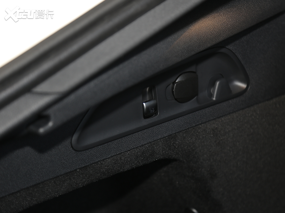 2020YGLCCoupe(M) GLC 300 4MATIC ISUV