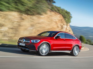 2020GLC 300 4MATIC ISUV w^