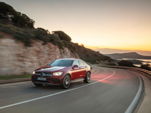 2020GLC 300 4MATIC ISUV w^