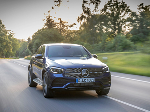 2020GLC 300 4MATIC ISUV w^