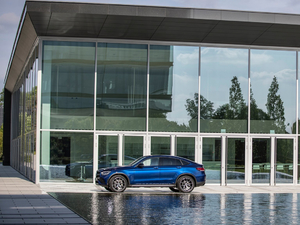 2020GLC 300 4MATIC ISUV w^