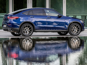 2020GLC 300 4MATIC ISUV w^