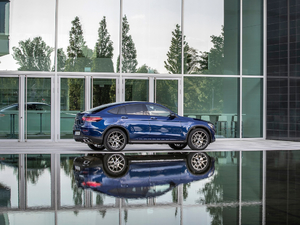 2020GLC 300 4MATIC ISUV w^