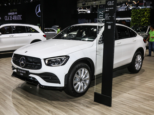 2020GLC 260 4MATIC ISUV w^