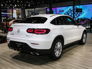 2020GLC 260 4MATIC ISUV w^