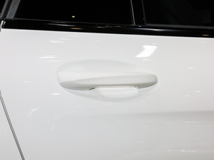 2020GLC 260 4MATIC ISUV ^