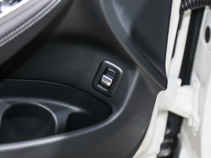 2020GLC 260 4MATIC ISUV g